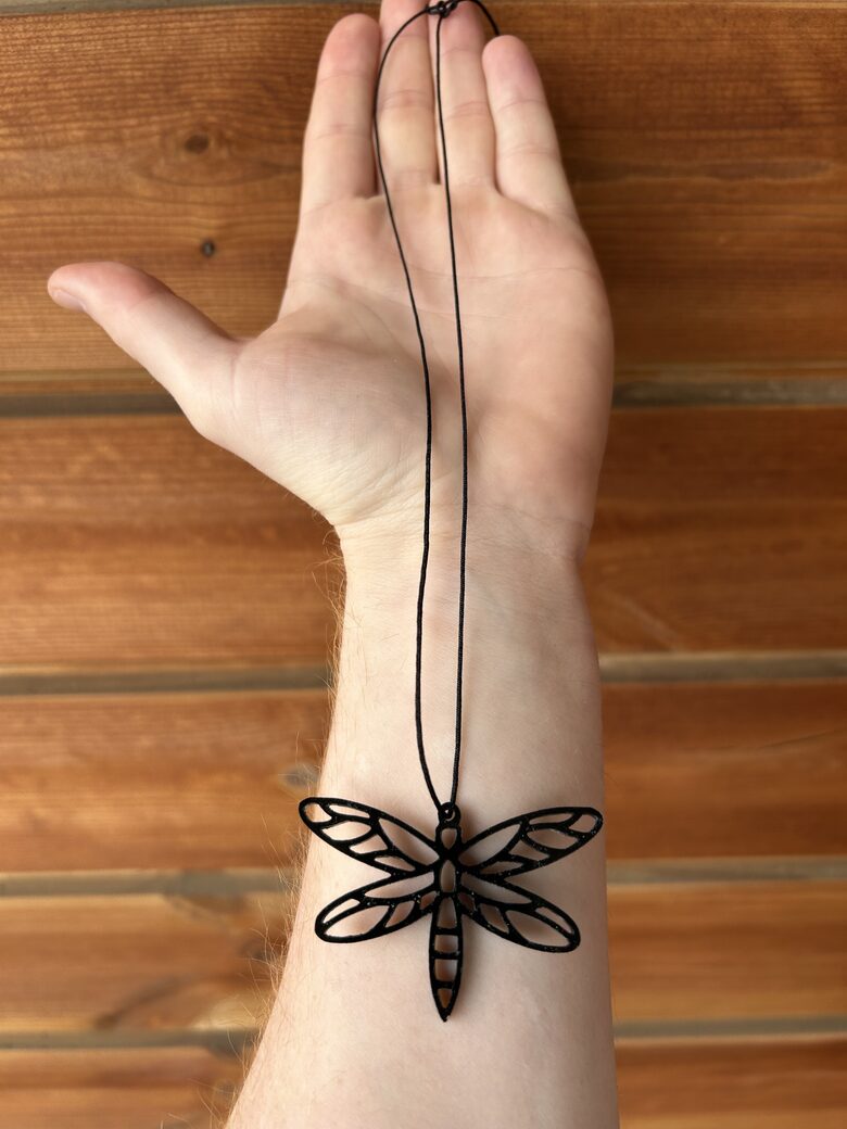 Стрекоза брелок