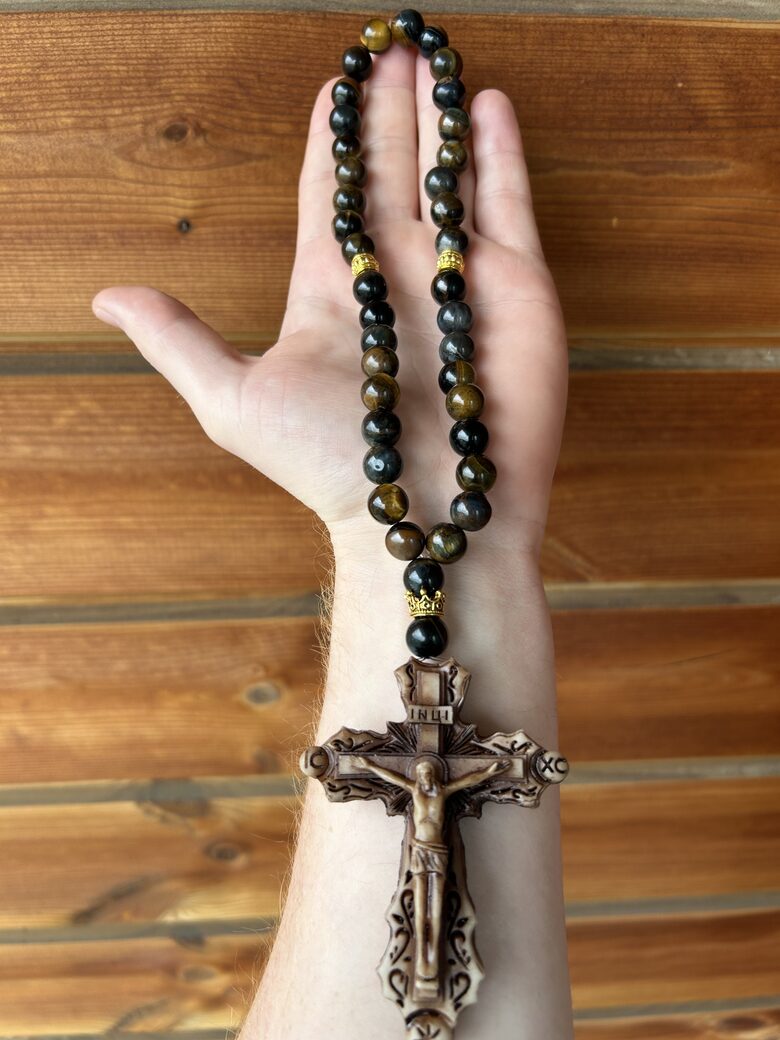 #68 Auto dekors atpakaļskata spogulim | rotājums ar krustiņu spogulim | krusts | dāvana viņam | dāvana viņai | aksesuārs no pērlītēm | dāvana vīrietim | piekariņš uz spoguļa 