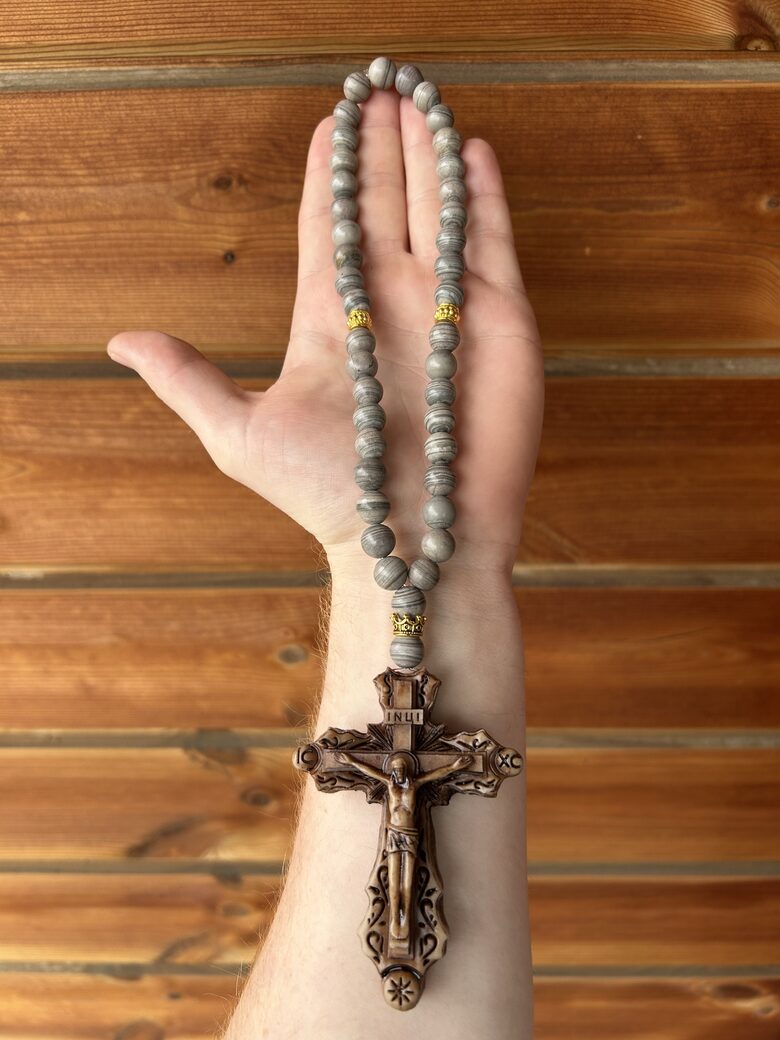 #66 Auto dekors atpakaļskata spogulim | rotājums ar krustiņu spogulim | krusts | dāvana viņam | dāvana viņai | aksesuārs no pērlītēm | dāvana vīrietim | piekariņš uz spoguļa 