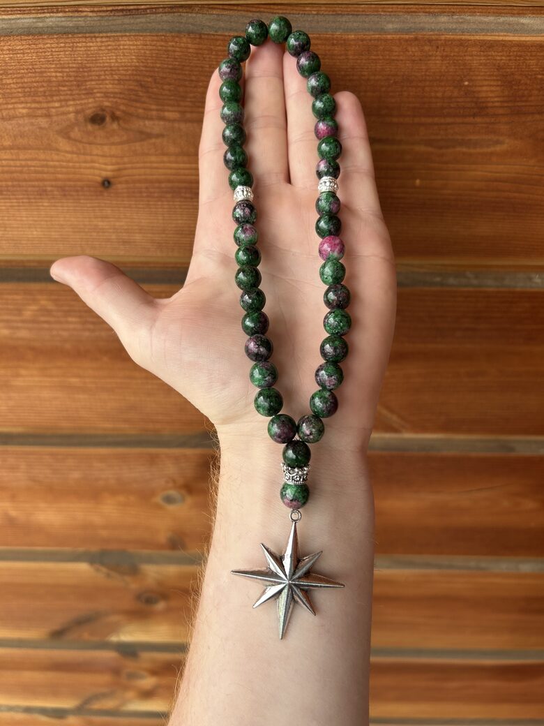 #35 Auto dekors atpakaļskata spogulim | vēja roze spogulim | aksesuārs no pērlītēm | dāvana vīrietim | piekariņš uz spoguļa 