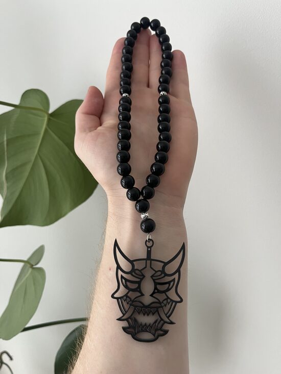 #jdm  Melns piekariņš ar organiskā stikla bumbiņām 10mm.